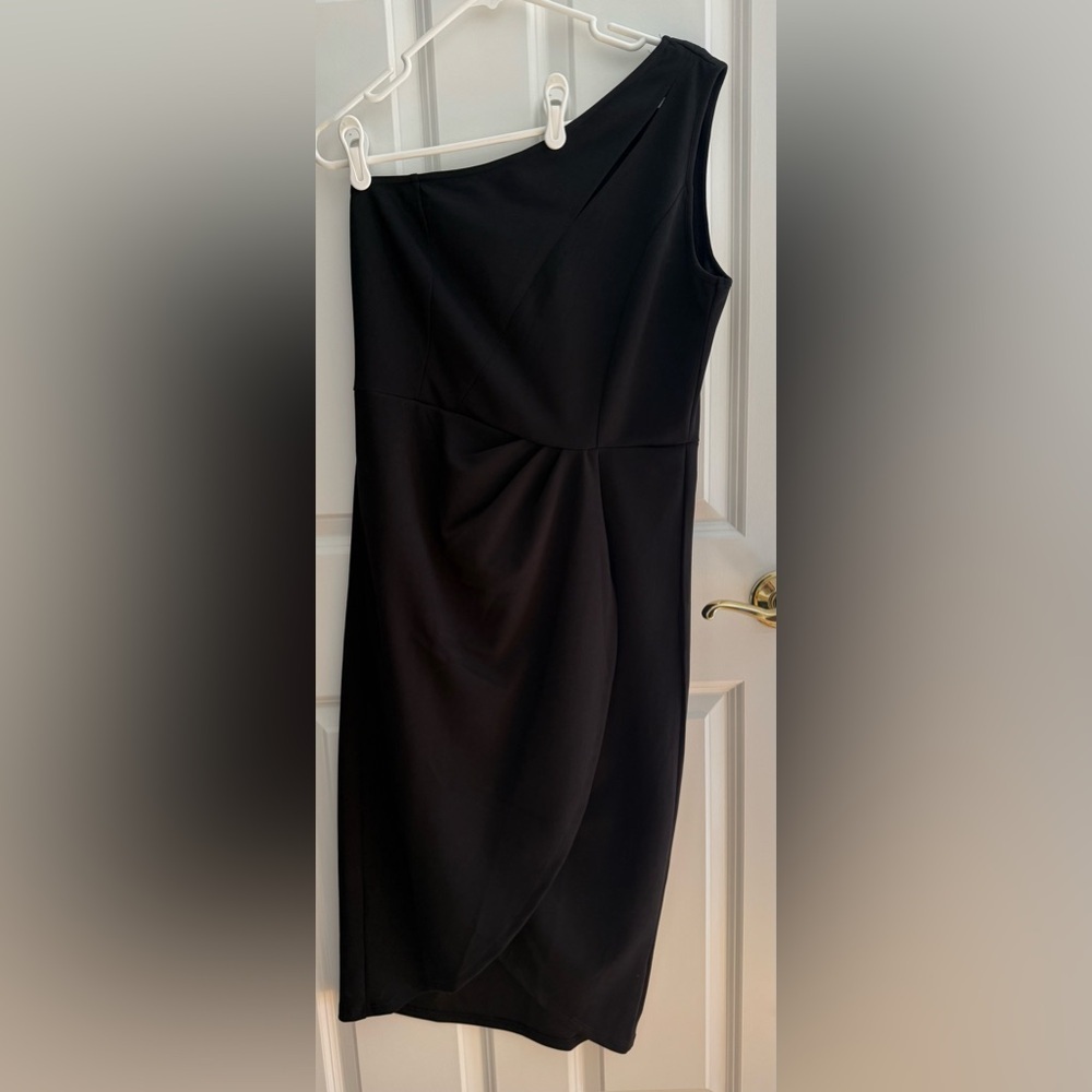 Pretty Garden Black One Shoulder Cocktail Dress Size Large β Cut Out & Tulip Hem - Picture 4 of 6